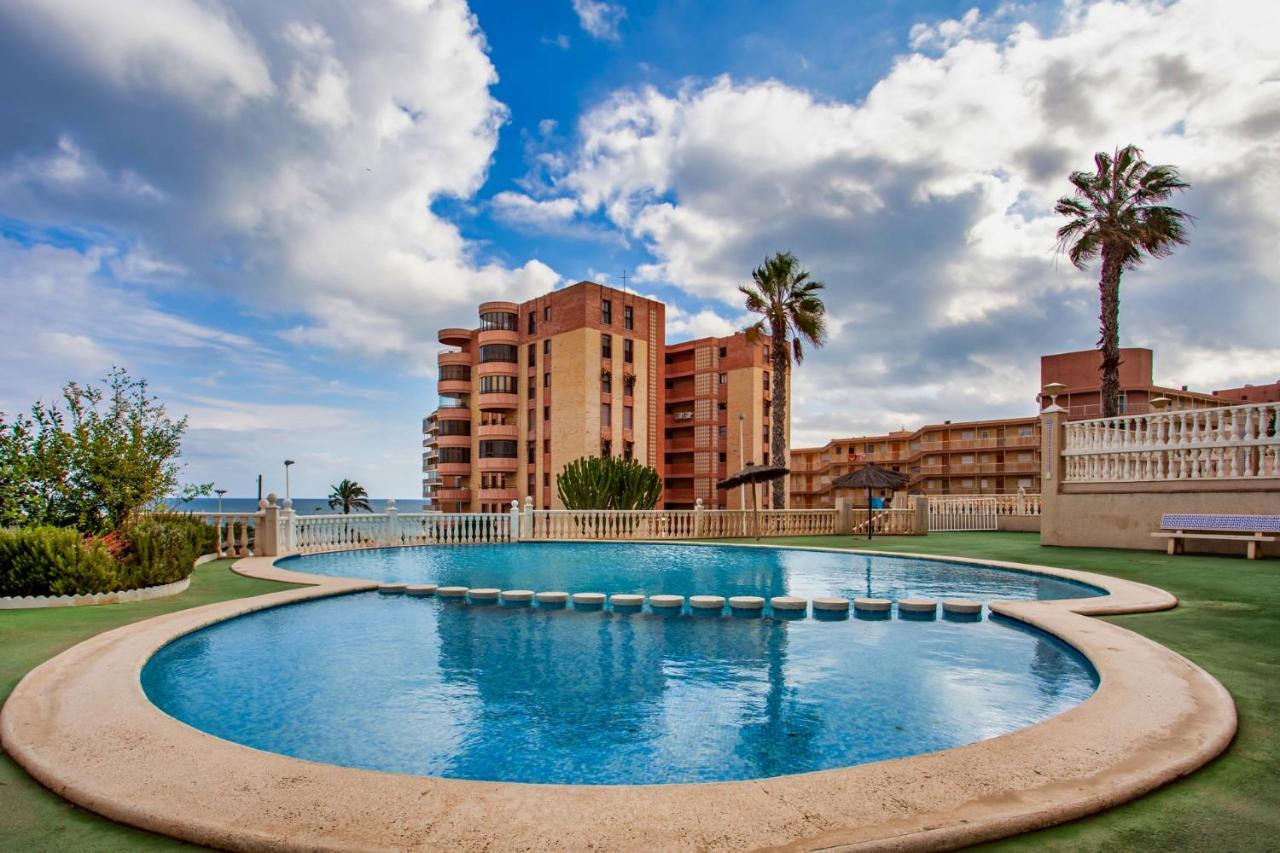 Appartamento Myflats Deluxe Solymar Arenales del Sol Esterno foto