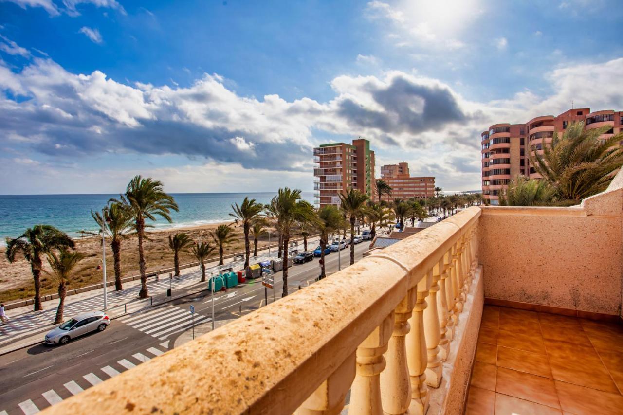 Appartamento Myflats Deluxe Solymar Arenales del Sol Esterno foto
